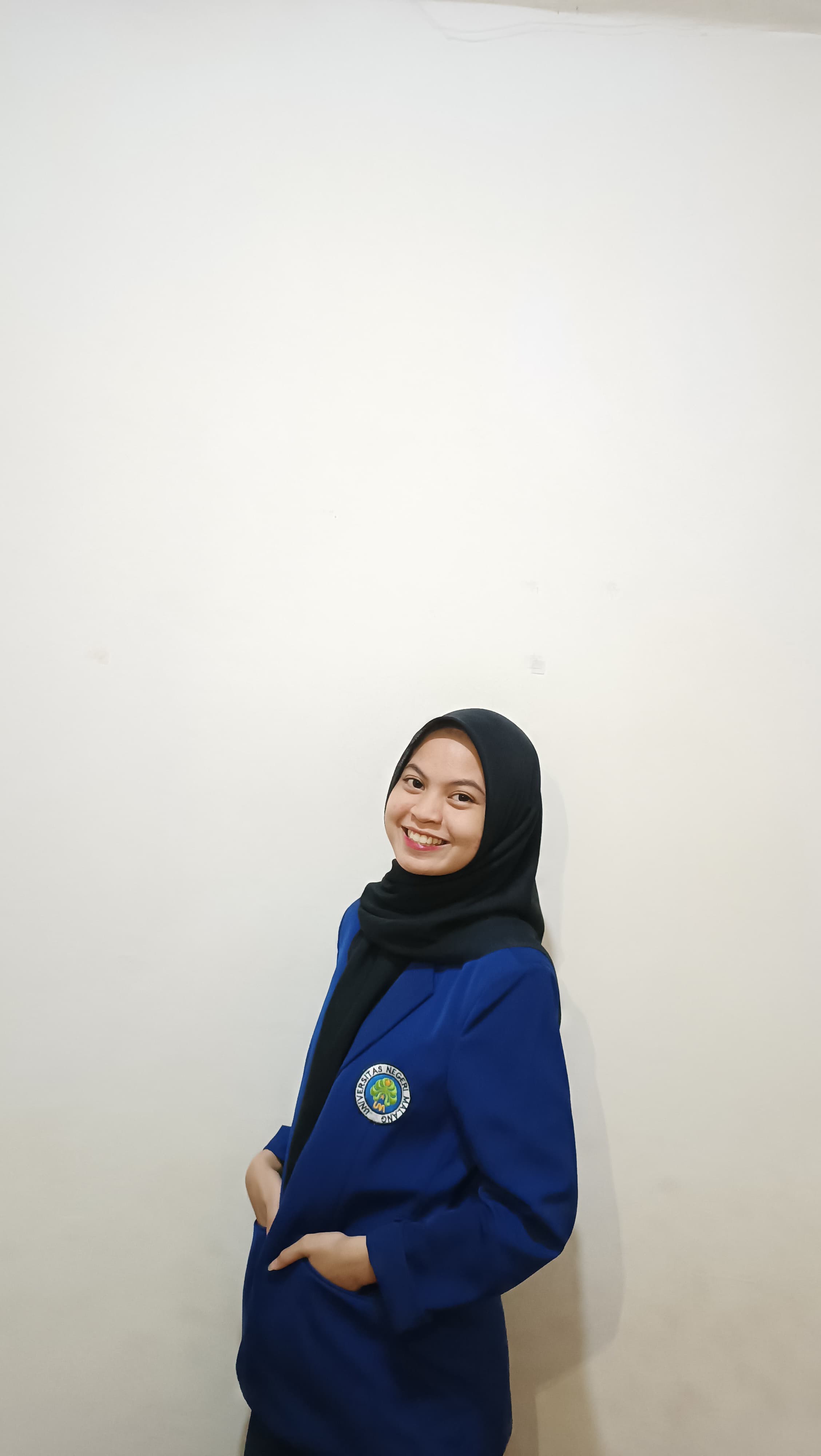 Atik Illahi Wahdini
